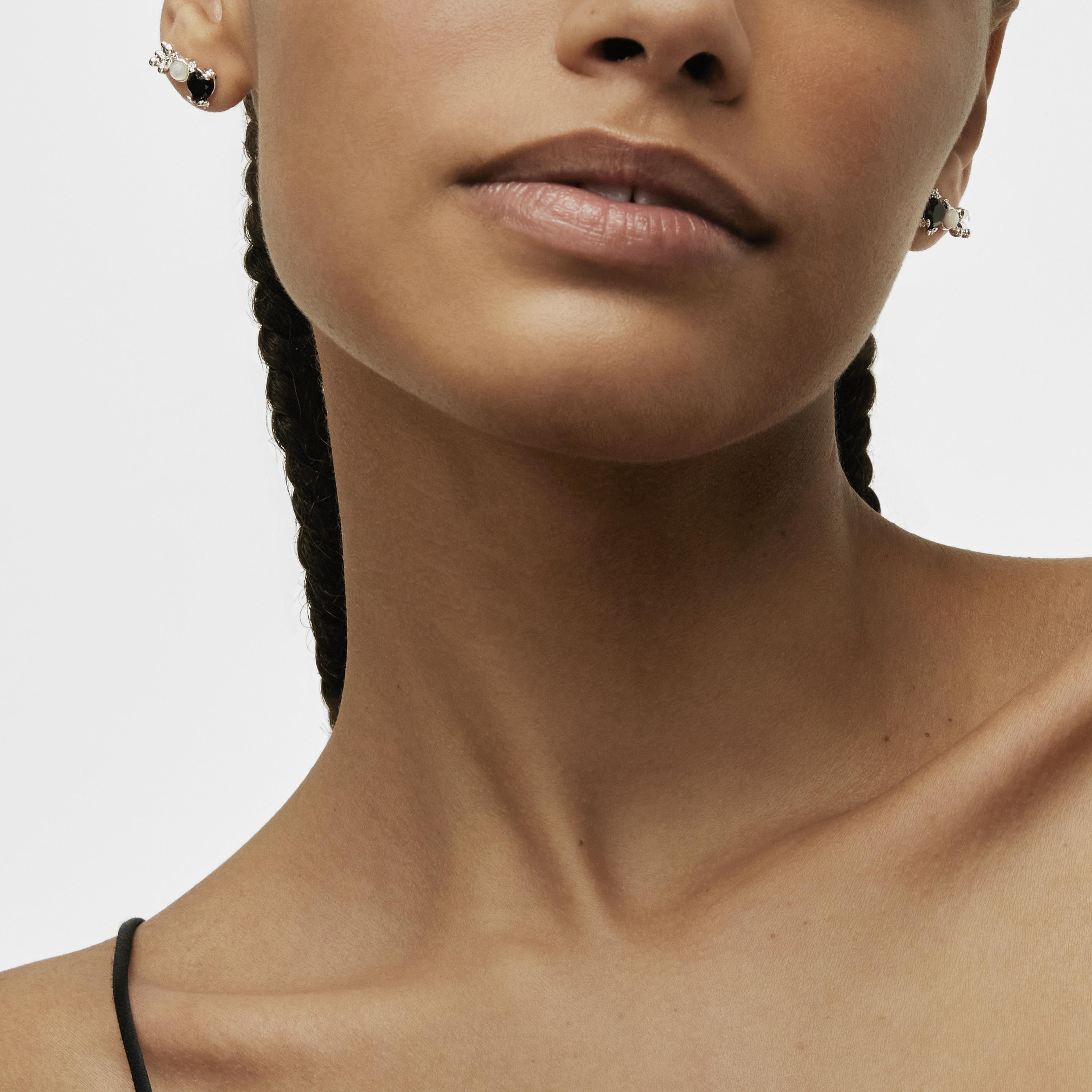 Silver Color Pills Climber earrings with bear and with onyx and mother-of-pearl