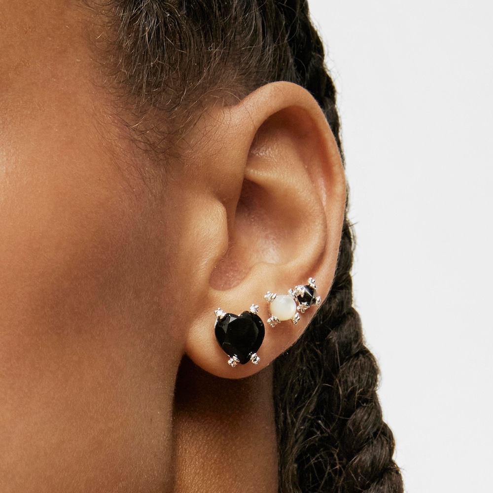 Orecchini a cuore in argento e onice Color Pills