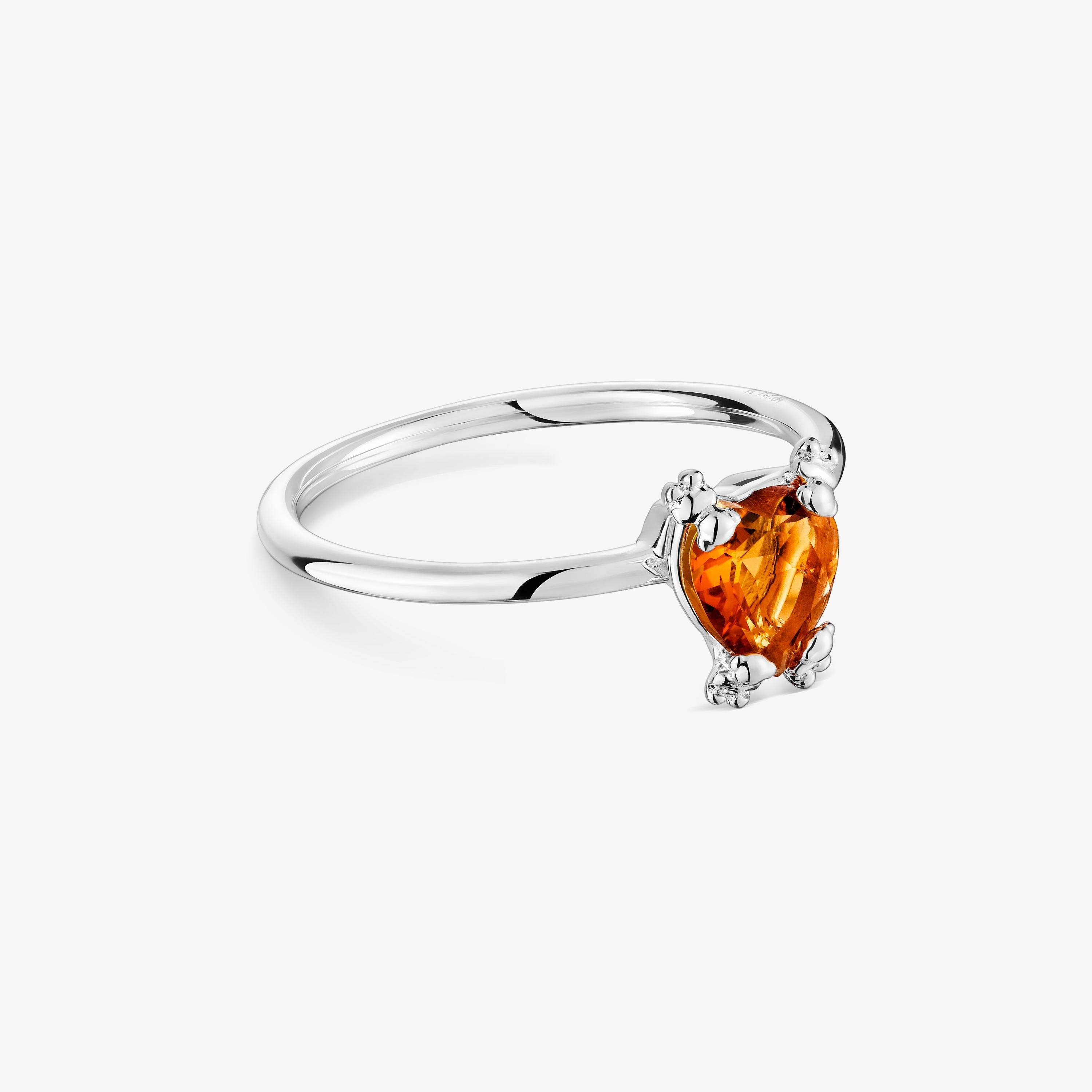 Silver Color Pills Heart ring with citrine