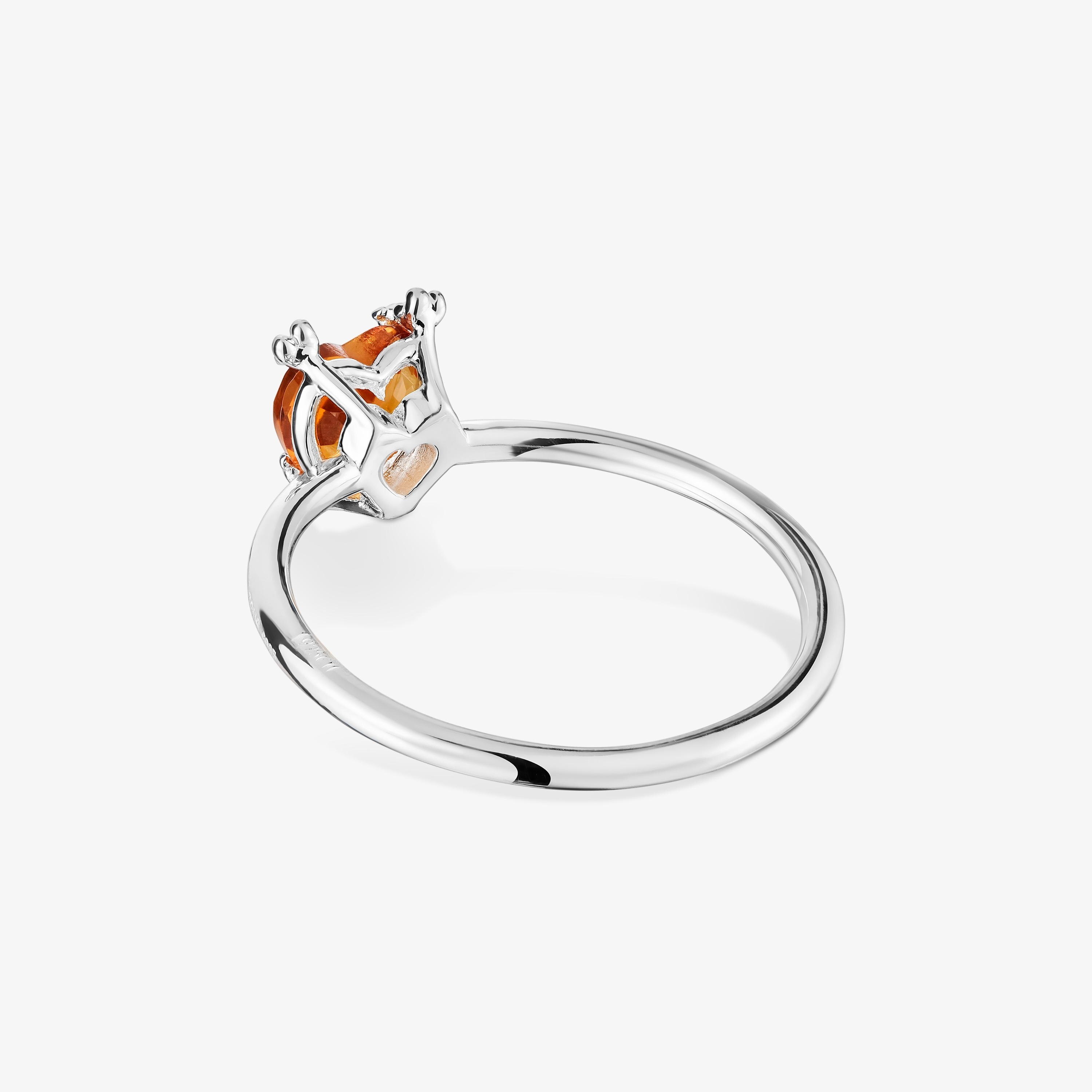 Silver Color Pills Heart ring with citrine