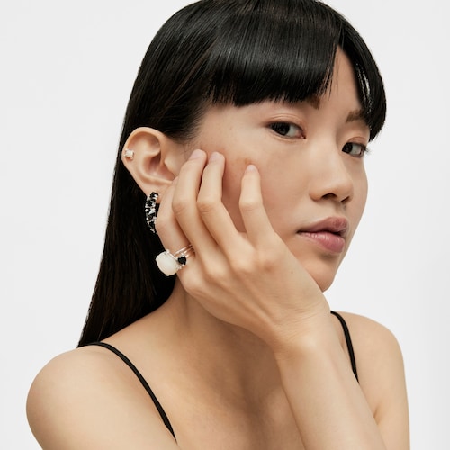 Silver Color Pills Ring with mother-of-pearl