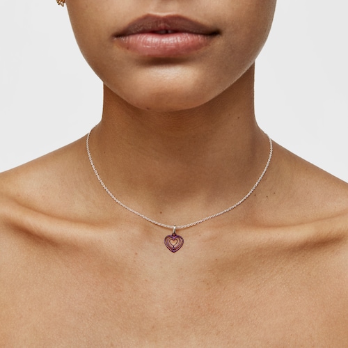 Collar de plata y triple corazón de acero IP morado Bickie