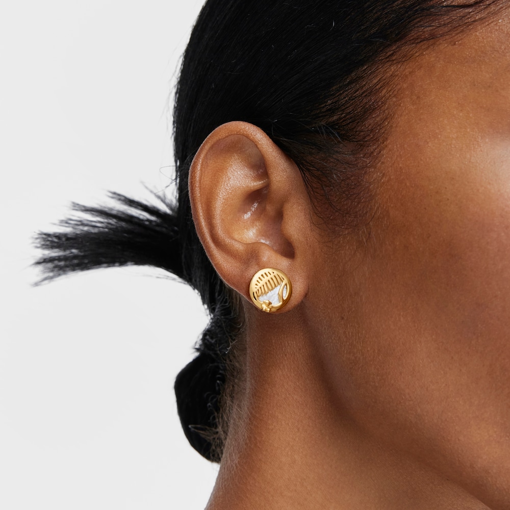 Yunque openwork earrings with 18K gold vermeil and mother-of-pearl