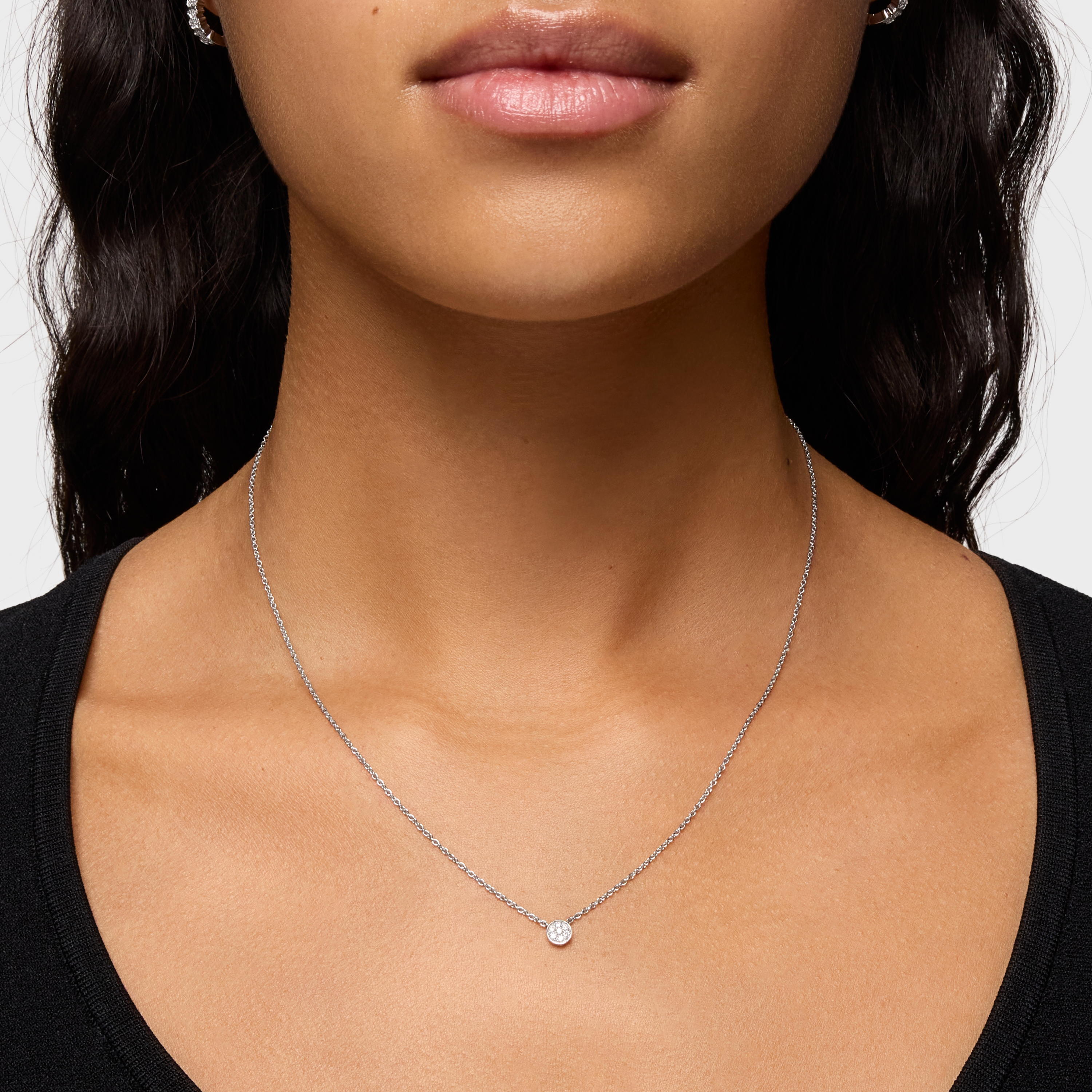 Collar de oro blanco con diamantes Alecia