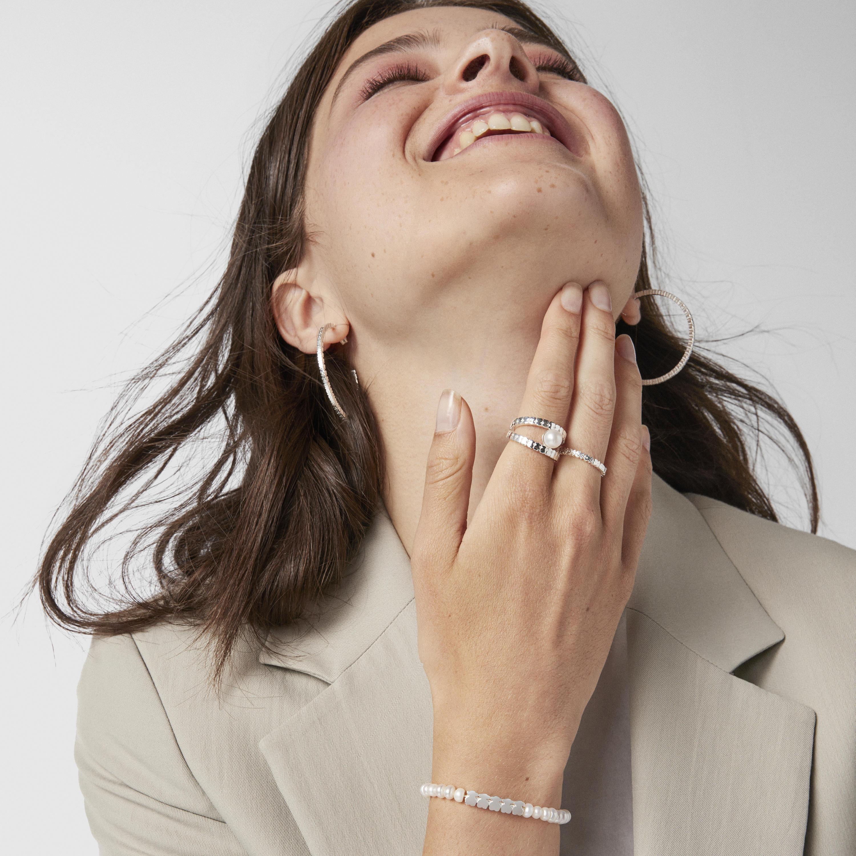 Silver Straight Bracelet with Pearls