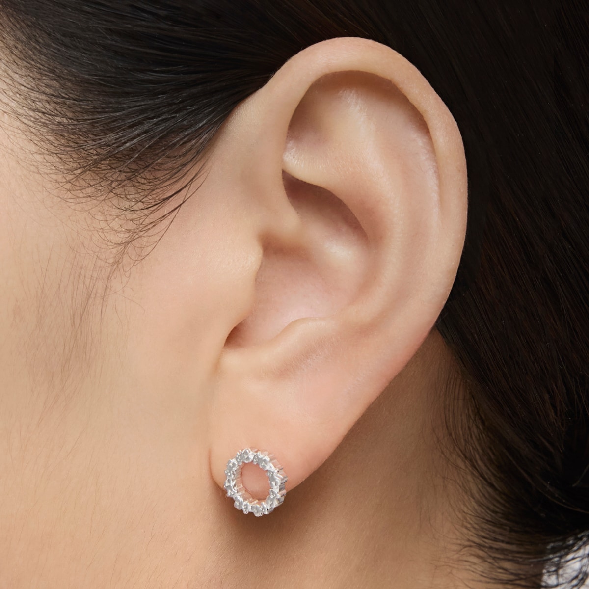Pendientes pequeños disco de plata Straight