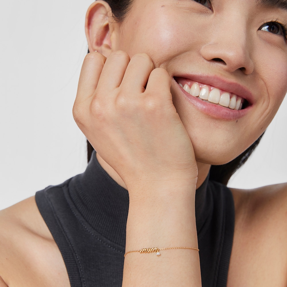 Gold TOUS Mama Mom Bracelet with cultured pearl image number 3