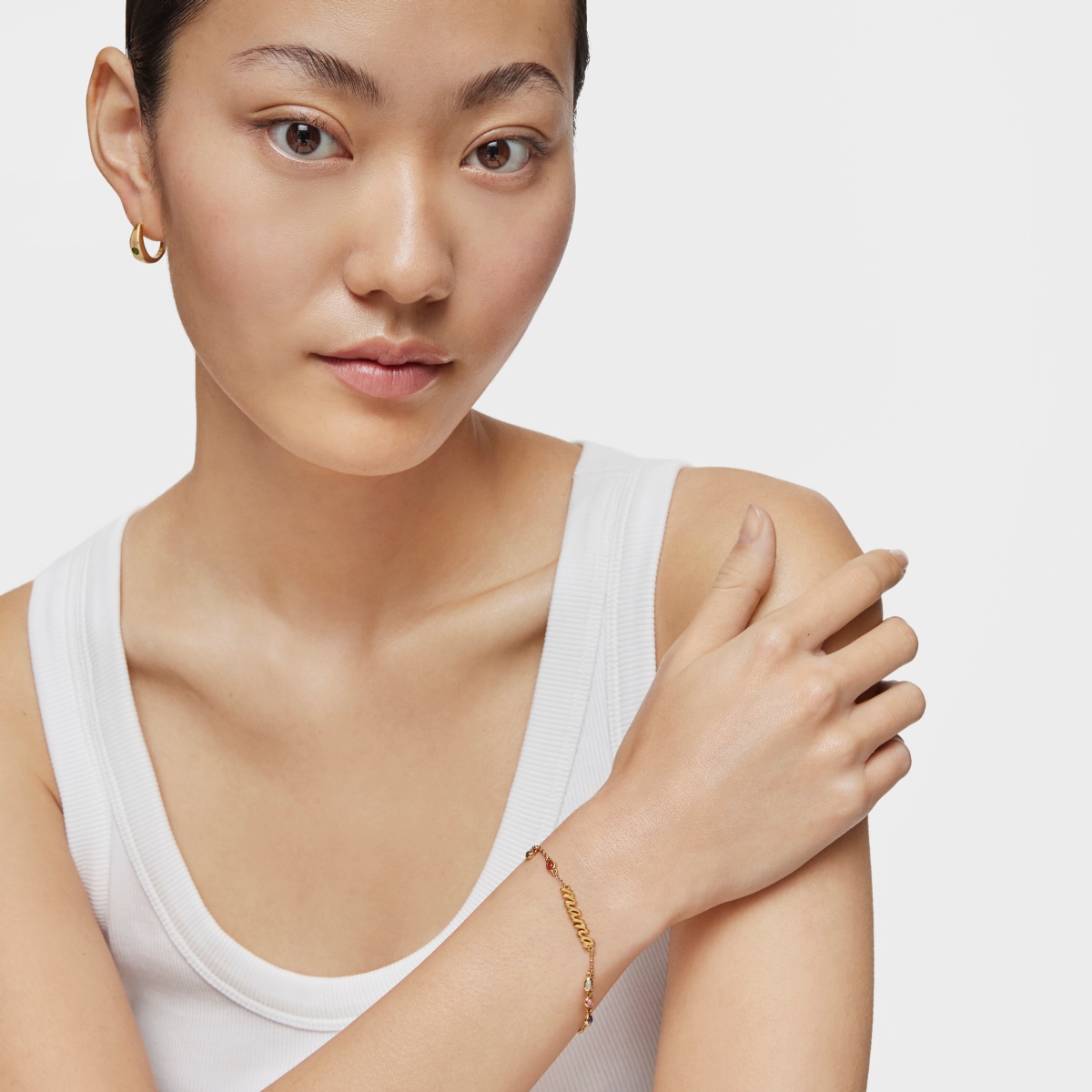 Pulsera Mama con baño de oro 18 kt sobre plata y gemas TOUS Mama