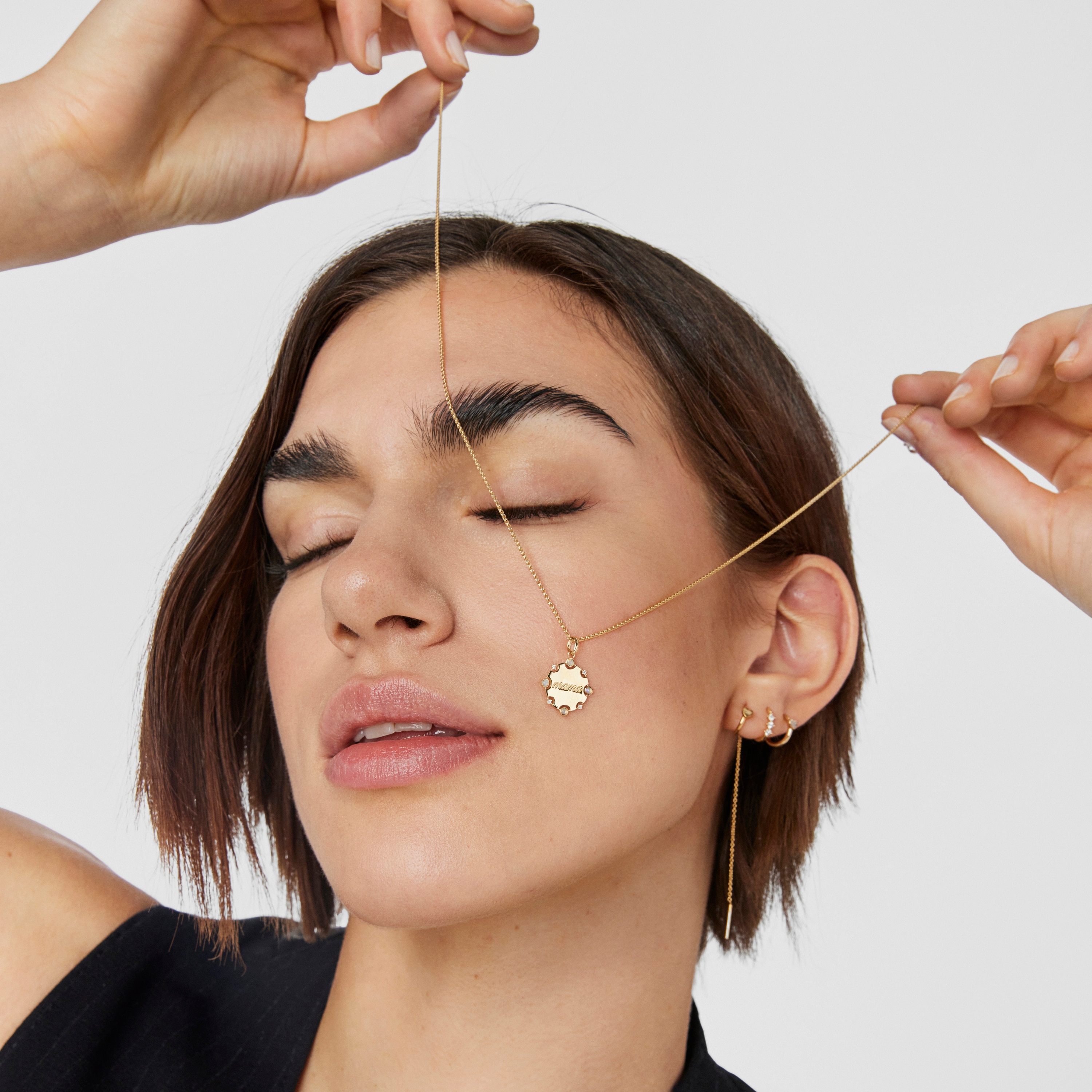 18K solid gold TOUS Mama medallion Pendant with diamonds and opal