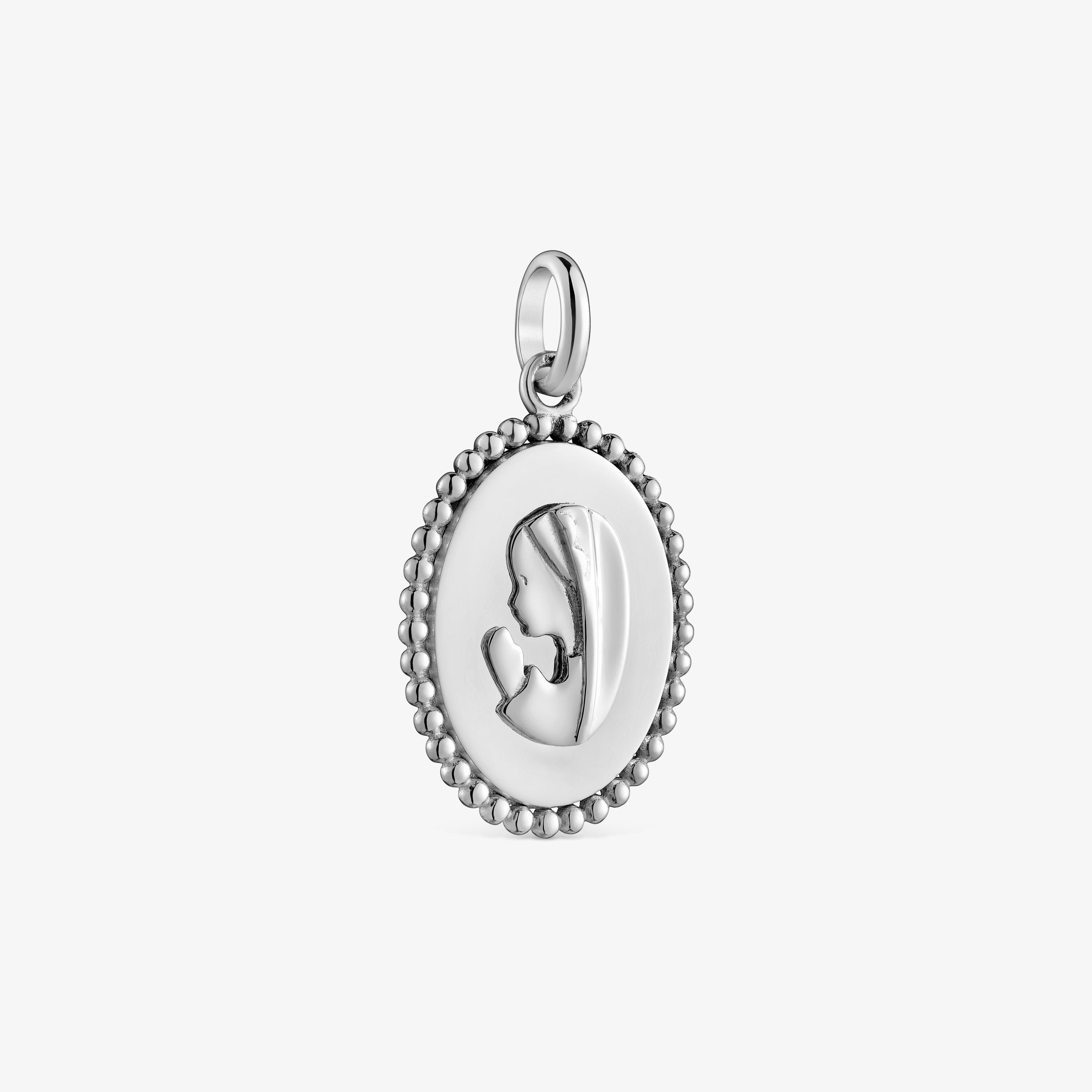 Devoción medallion pendant in silver