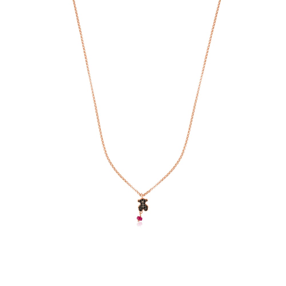 Collar con baño de oro rosa 18 kt sobre plata, espinela y rubí tratado motivo oso Motif image number 0