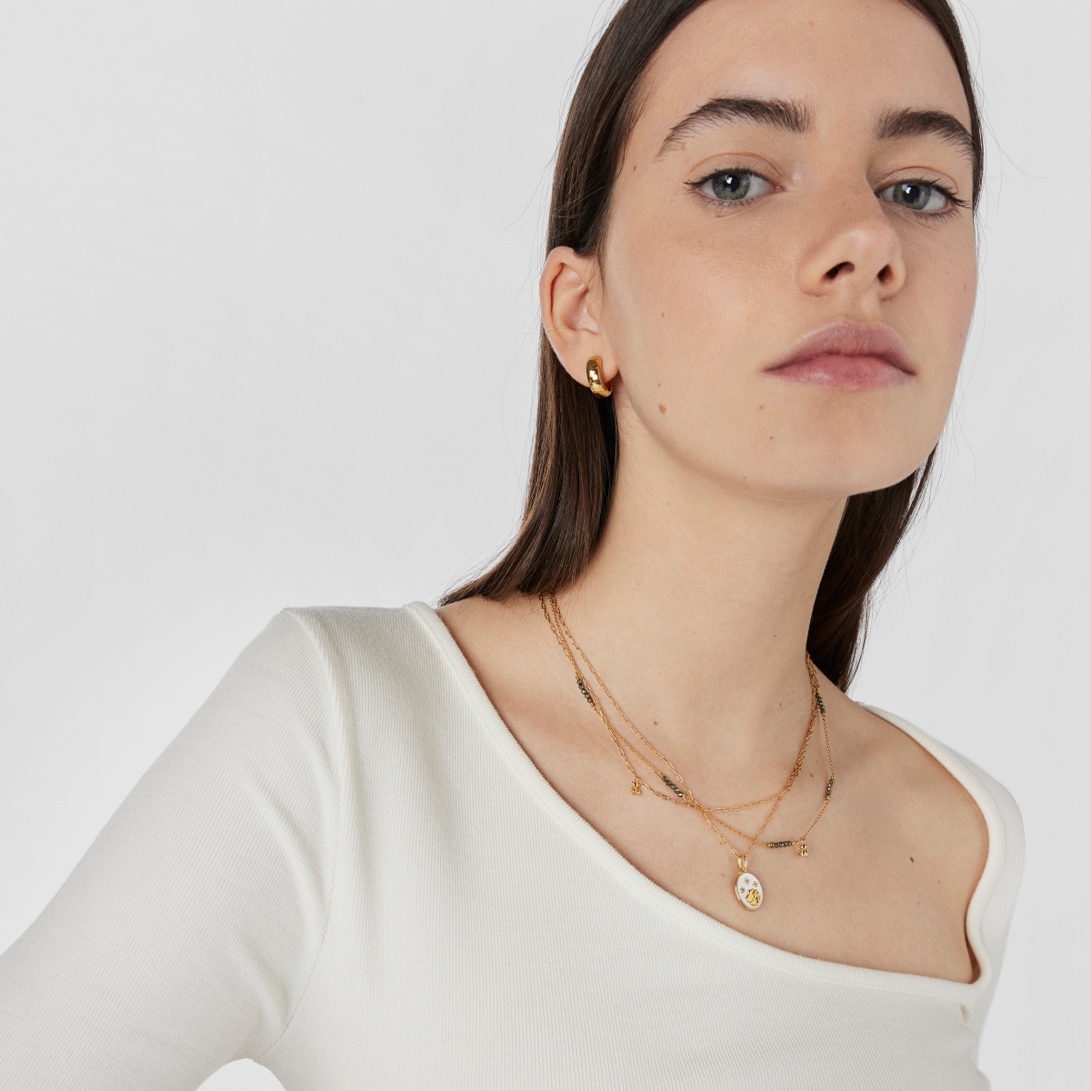 Leo Pendant in silver vermeil with mother-of-pearl and topazes TOUS Horoscope