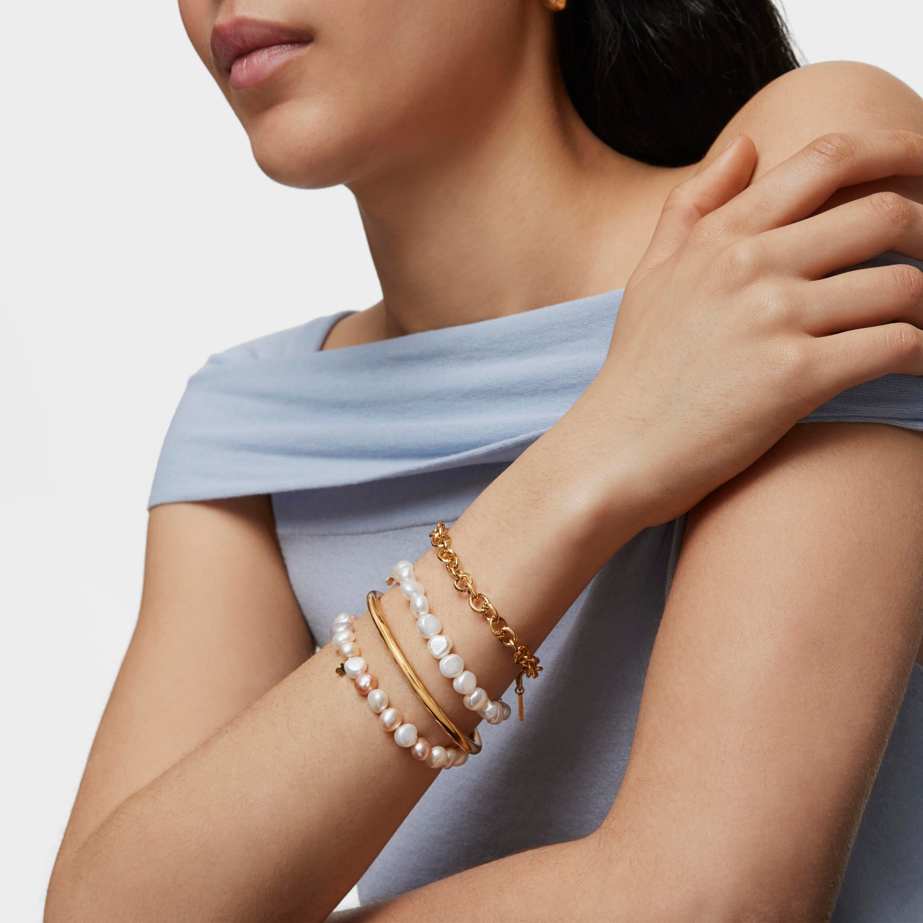 18K solid gold Sweet Dolls Bracelet with baroque pearls and Bear motif