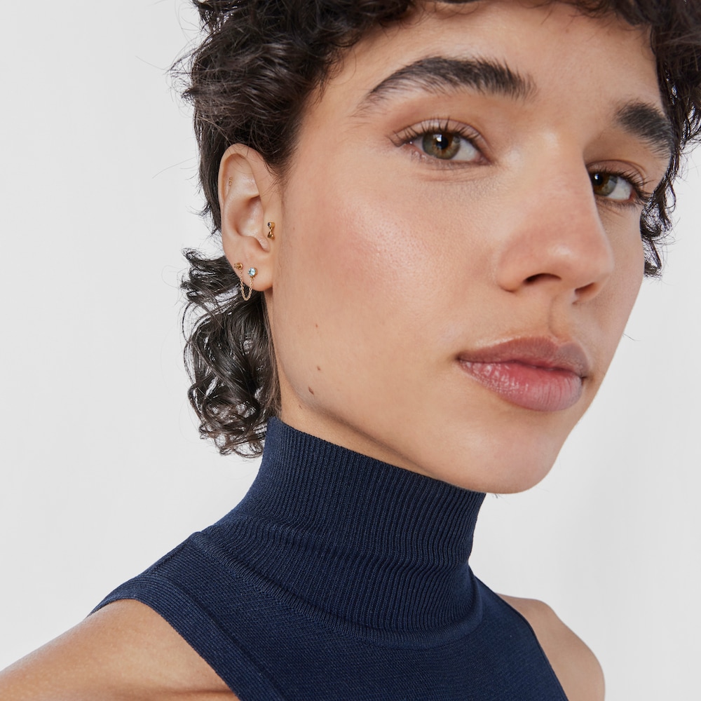 Brinco solto em ouro com corrente e top&aacute;zio Cool Joy