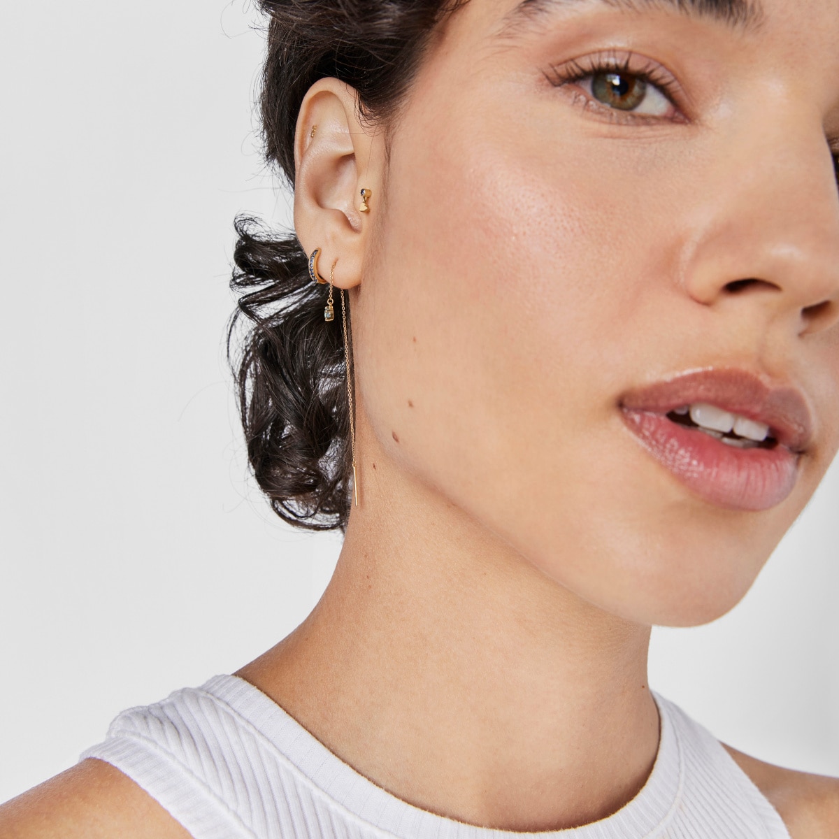 Gold Ear piercing with iolite and heart motif Cool Joy