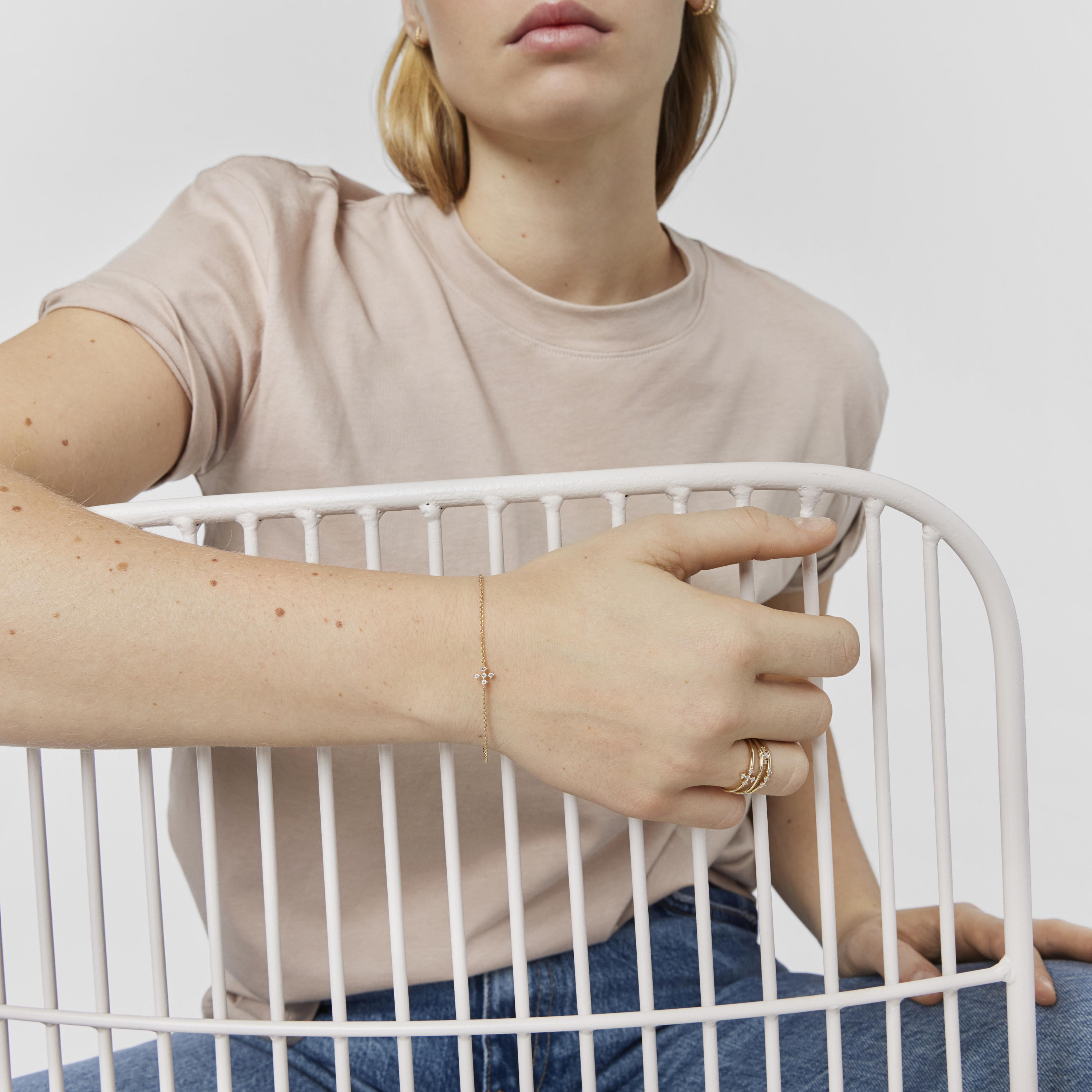 18K solid gold Cross bracelet with diamonds Les Classiques