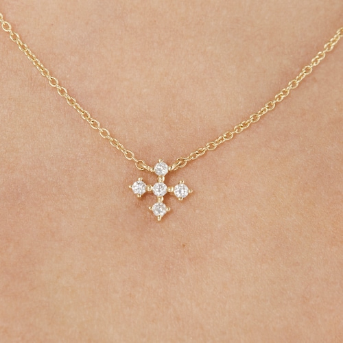 Gold Cross necklace with 0,08ct of diamonds Les Classiques