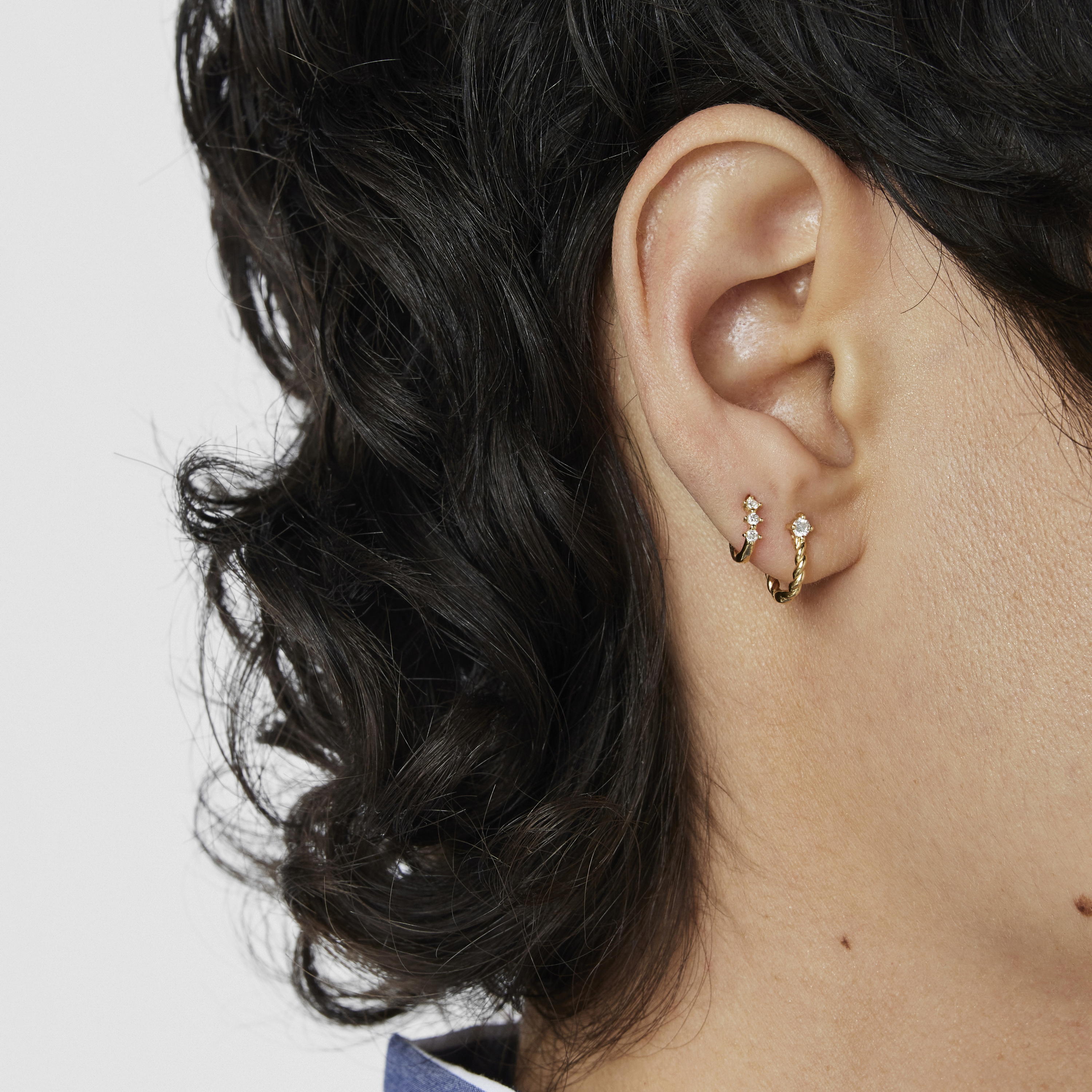 18K solid gold Strip hoop earring with diamonds Les Classiques