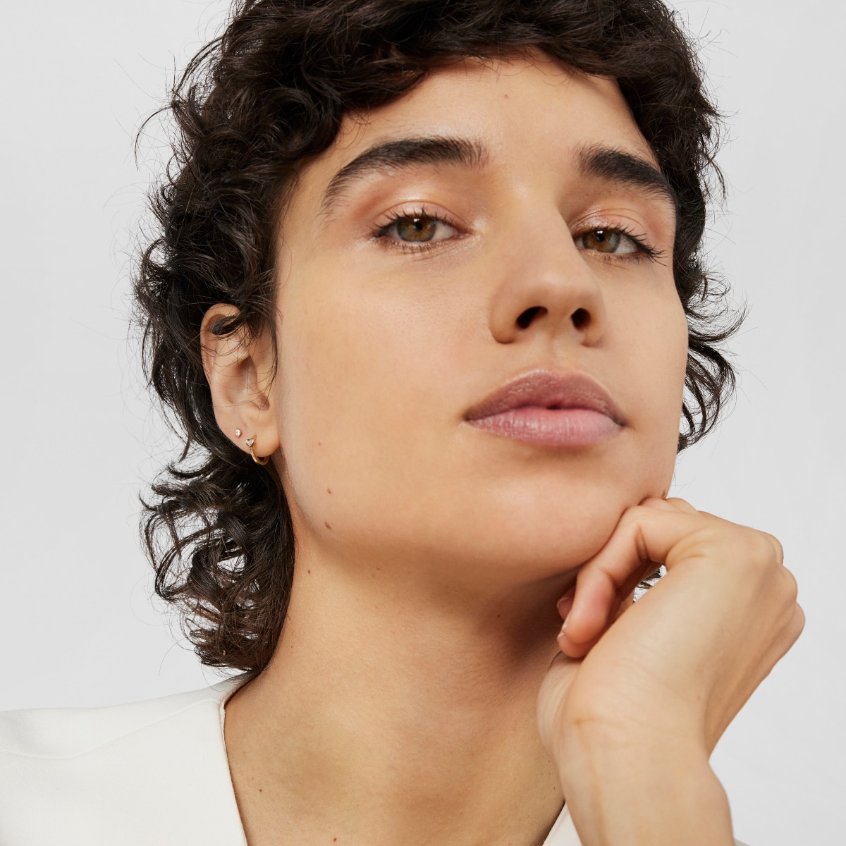Gold Ear piercing with diamonds Les Classiques