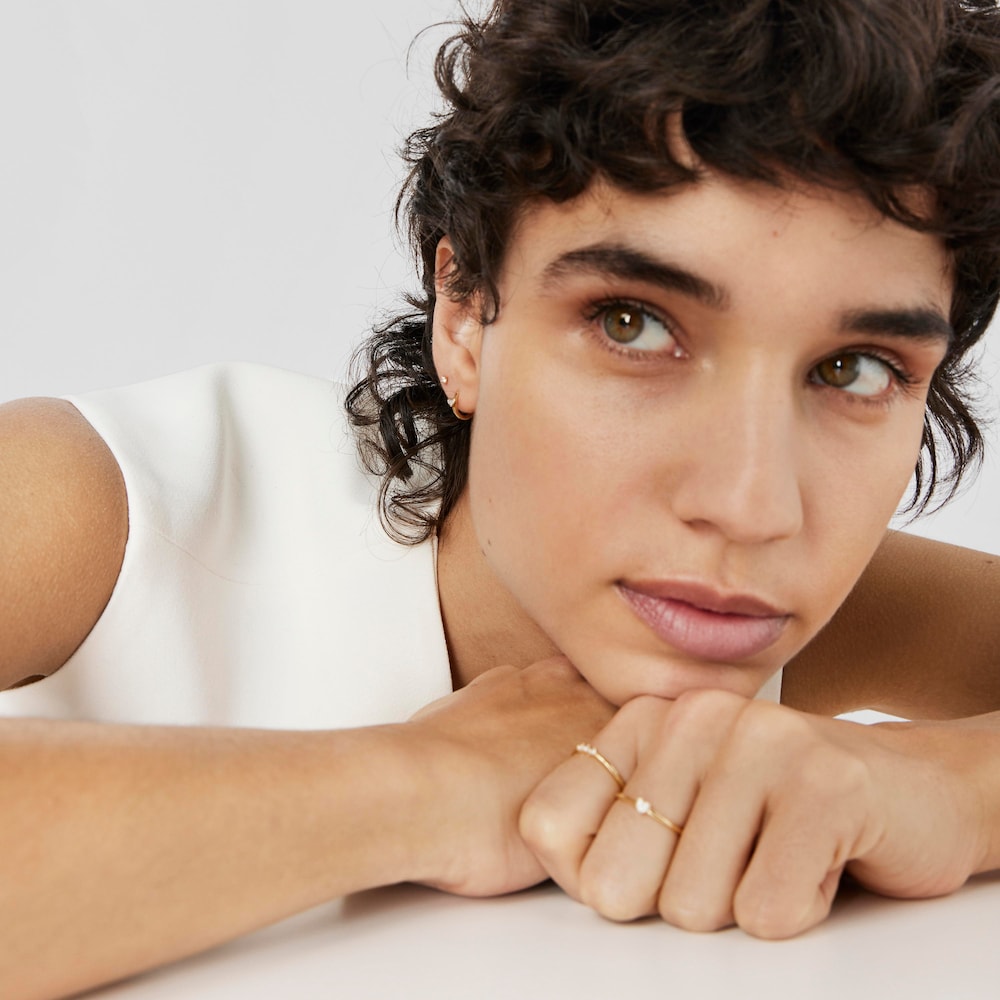 18K solid gold Ear piercing with diamonds Les Classiques