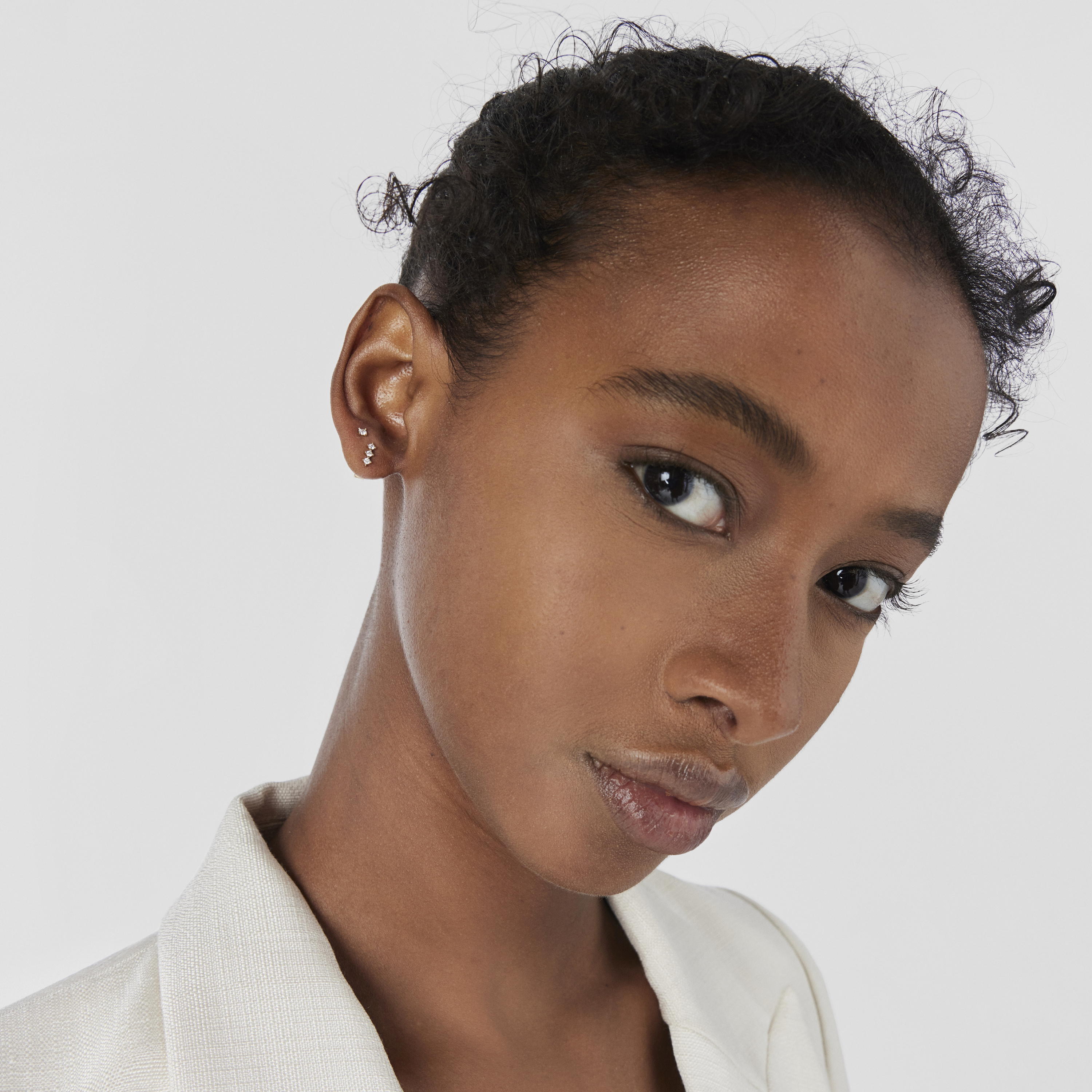 18K solid gold Strip earrings with diamonds Les Classiques