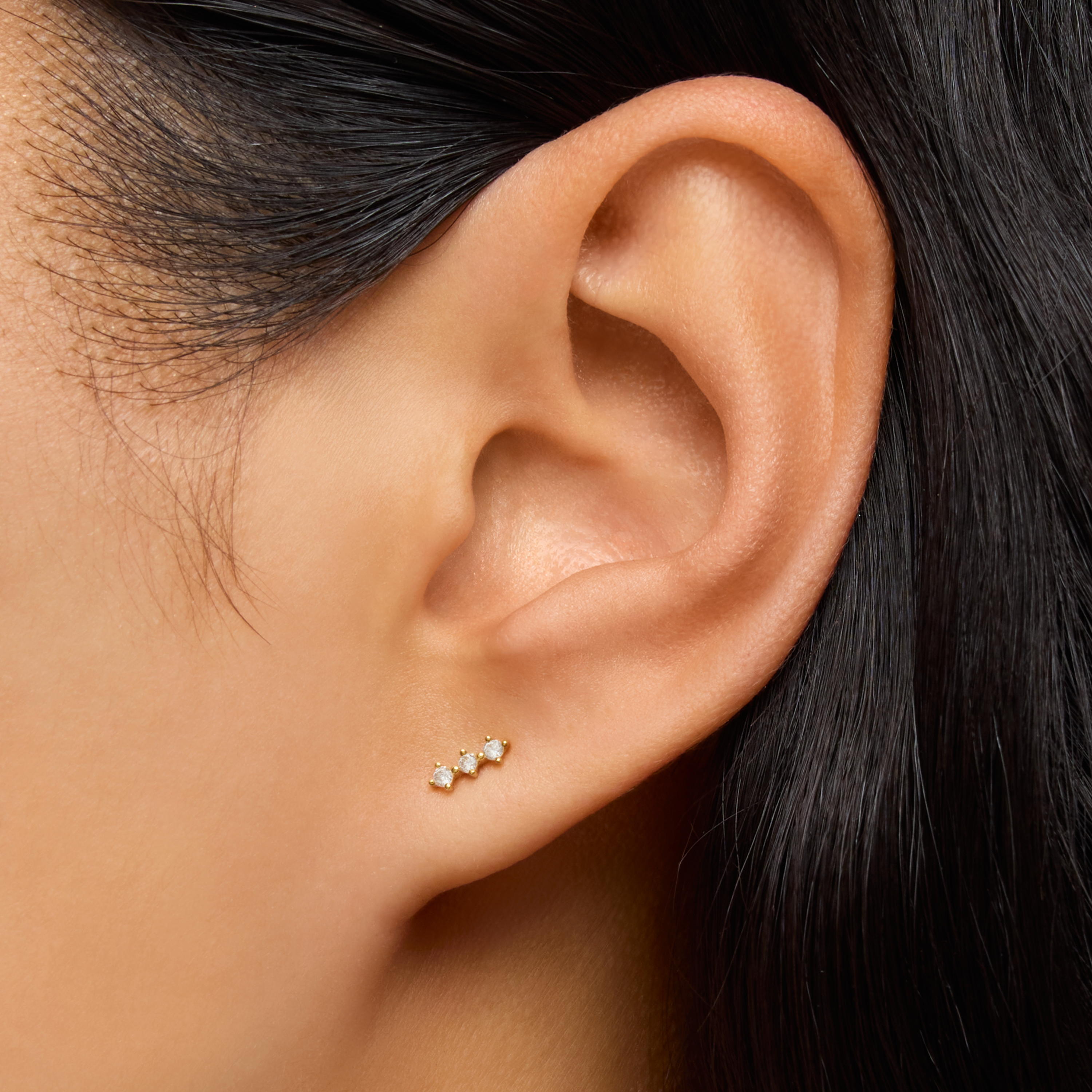 18K solid gold Strip earrings with diamonds Les Classiques