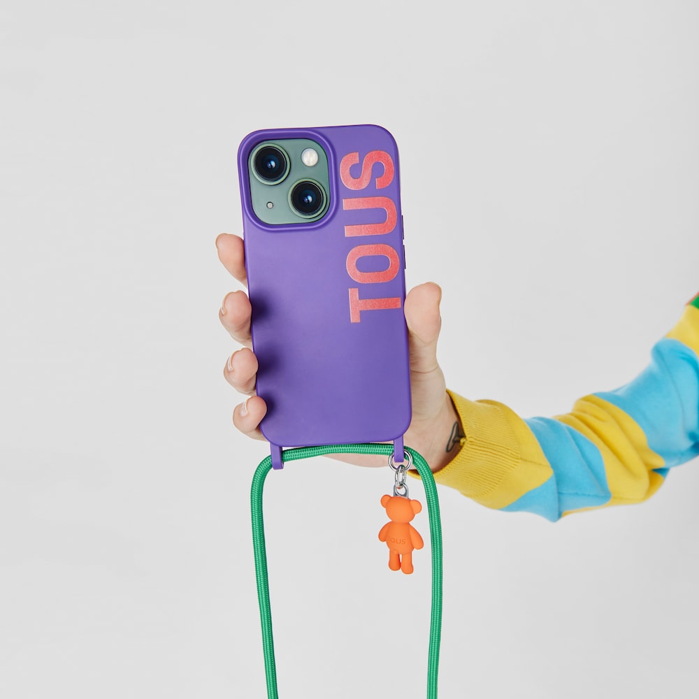 Funda de m&oacute;vil colgante Delray 13 Pro lila TOUS Rope Bear