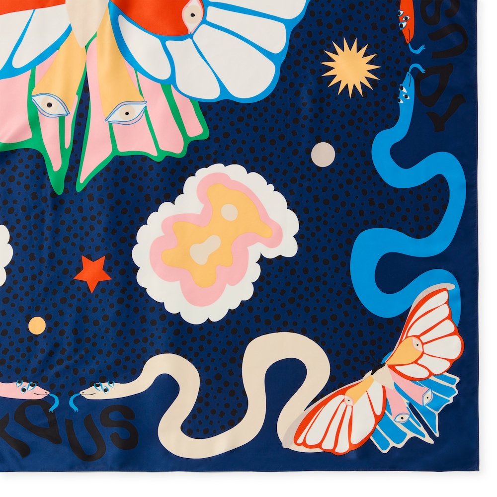 Len&ccedil;o azul-marinho borboletas TOUS Modlin