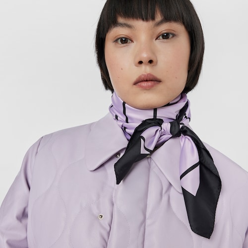 Pa&ntilde;uelo de poli&eacute;ster malva TOUS Maar