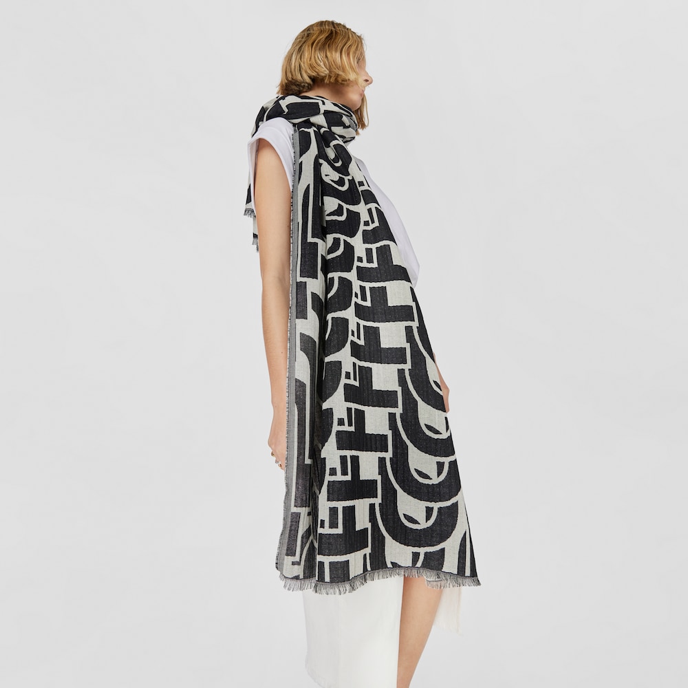 Black and white jacquard TOUS Vera Foulard