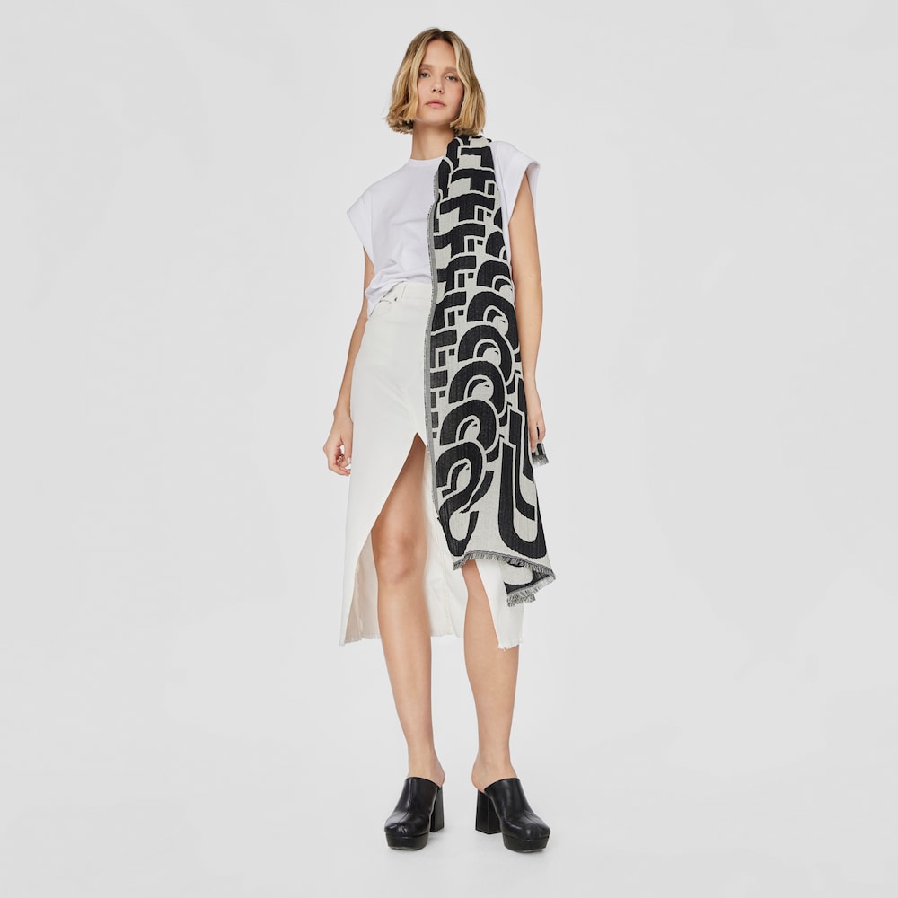 Black and white jacquard TOUS Vera Foulard