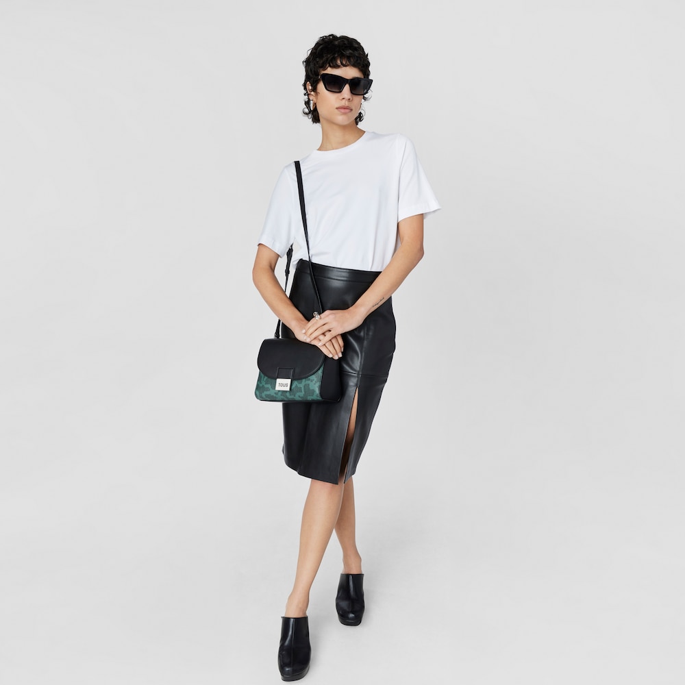 Mal&aacute; zelen&aacute; Crossbody kabelka Kaos Pix