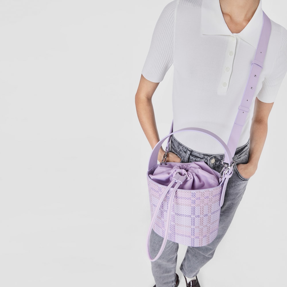 Fiołkowo-r&oacute;żowa torebka typu worek TOUS Cecilia