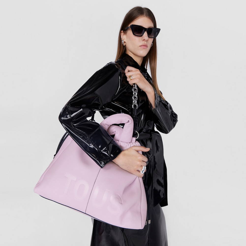 Duża fiołkowo-r&oacute;żowa sk&oacute;rzana torebka na jedno ramię TOUS Cloud