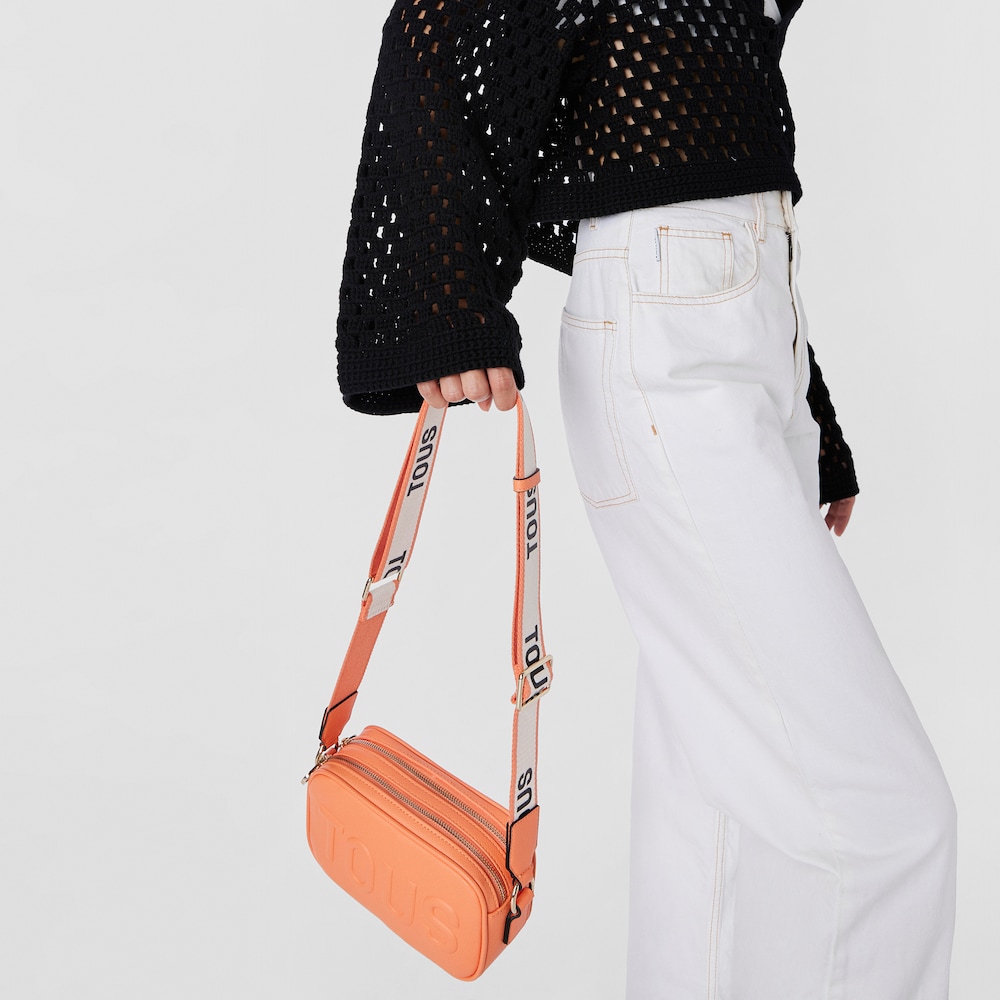 Pomarańczowa torebka przez ramię typu reporter TOUS La Rue