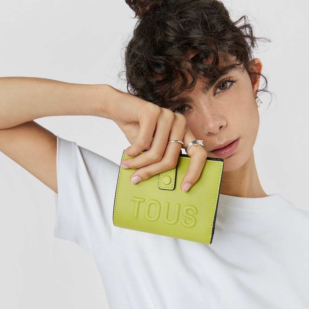 Wizytownik TOUS La Rue Pocket w kolorze limonkowej zieleni