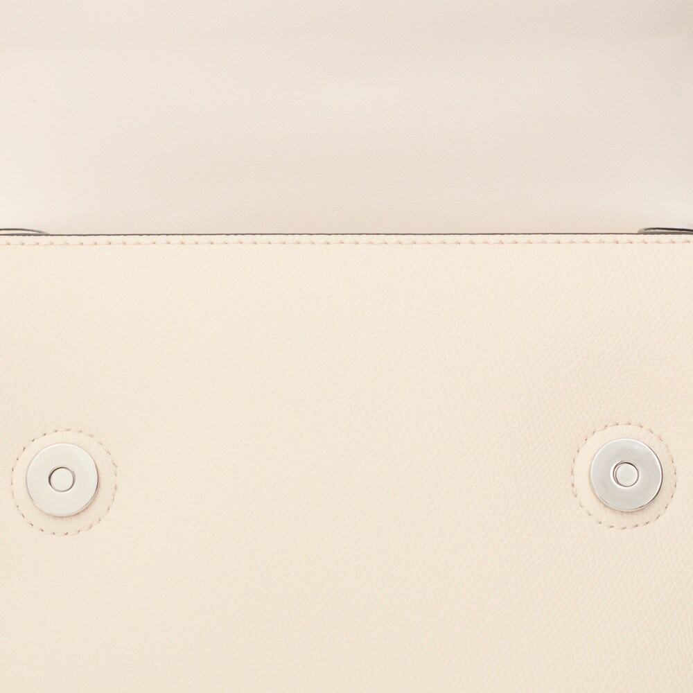 &Mu;&iota;&kappa;&rho;ή &mu;&pi;&epsilon;&zeta; &tau;&sigma;ά&nu;&tau;&alpha; &chi;&iota;&alpha;&sigma;&tau;ί TOUS Sylvia