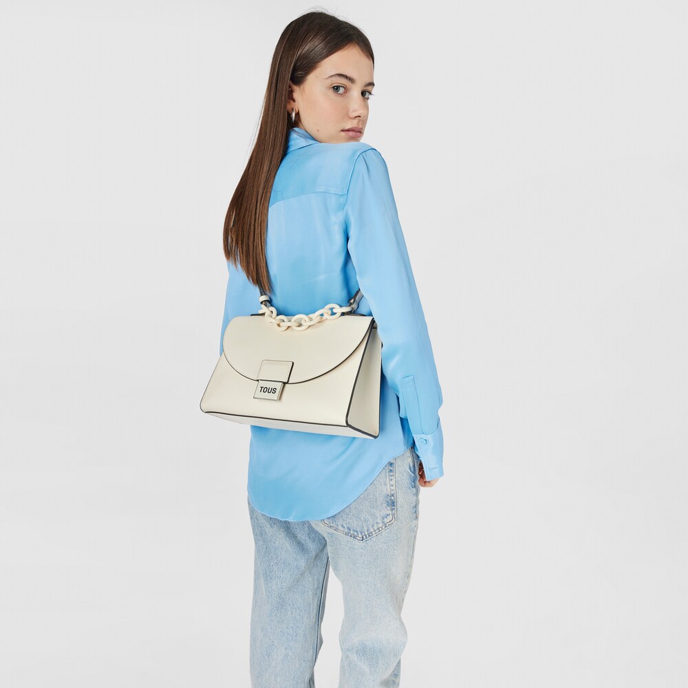 &Mu;&epsilon;&sigma;&alpha;ί&omicron;&upsilon; &mu;&epsilon;&gamma;έ&theta;&omicron;&upsilon;&sigmaf; &mu;&pi;&epsilon;&zeta; &tau;&sigma;ά&nu;&tau;&alpha; city TOUS Sylvia