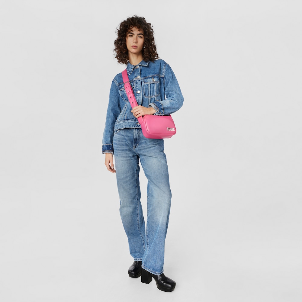 Sac &agrave; bandouli&egrave;re reporter fuchsia TOUS Carol