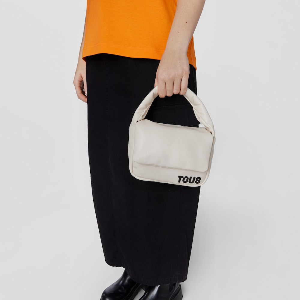 Mała beżowa torebka przez ramię TOUS Carol