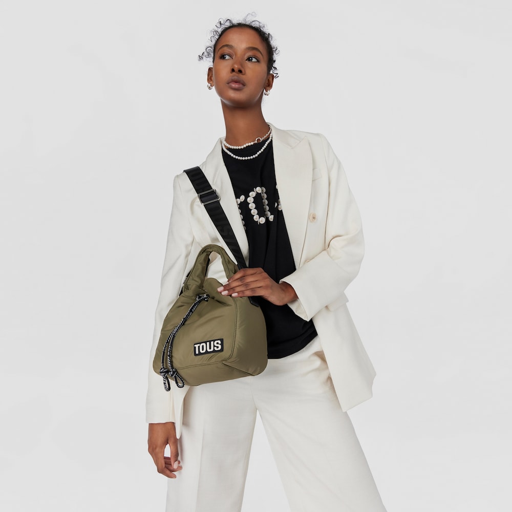 Torebka typu worek w kolorze khaki TOUS Carol Soft