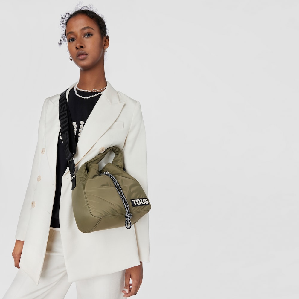 Torebka typu worek w kolorze khaki TOUS Carol Soft