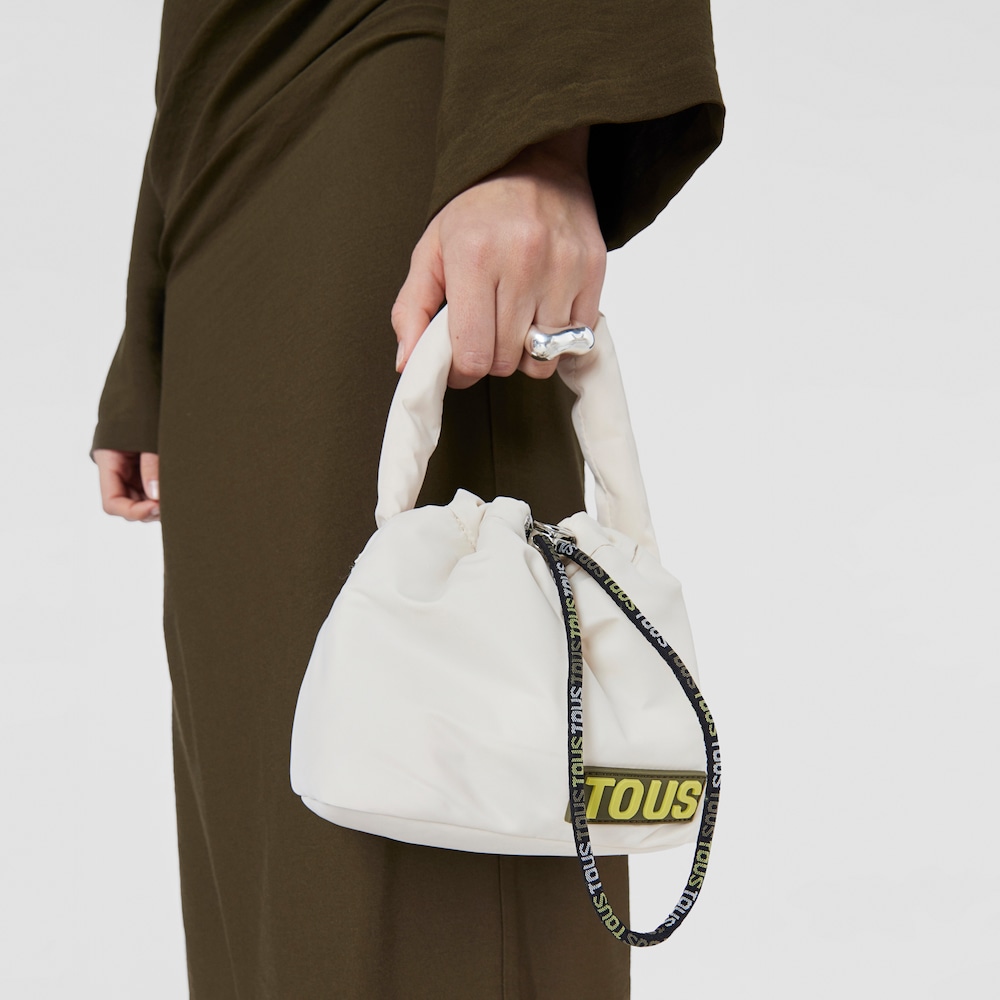 Beżowa torba typu worek TOUS Carol Soft