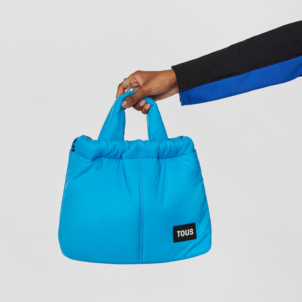 Średniej wielkości niebieska torebka na jedno ramię TOUS Cloud Soft