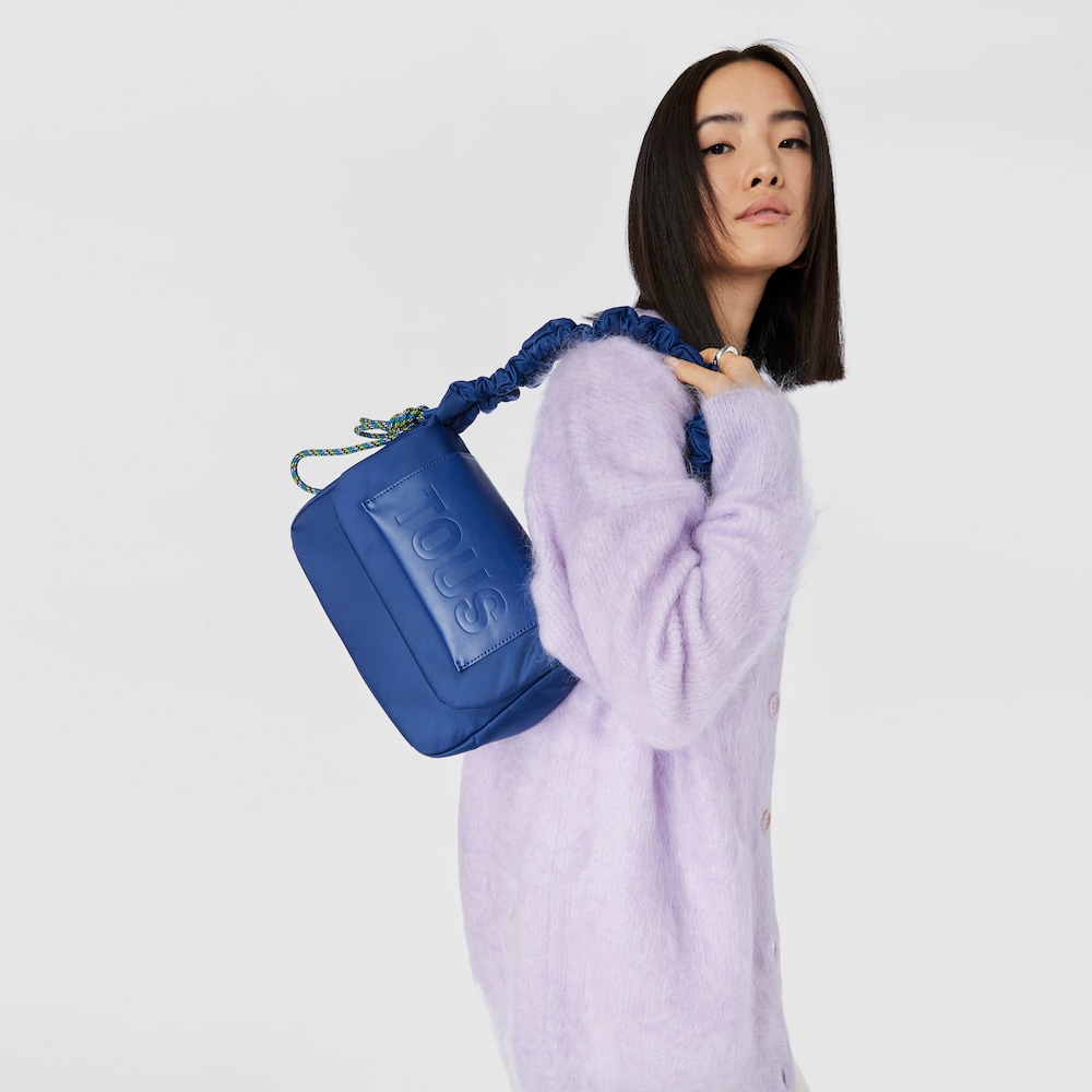 Granatowa torebka przez ramię TOUS Marina