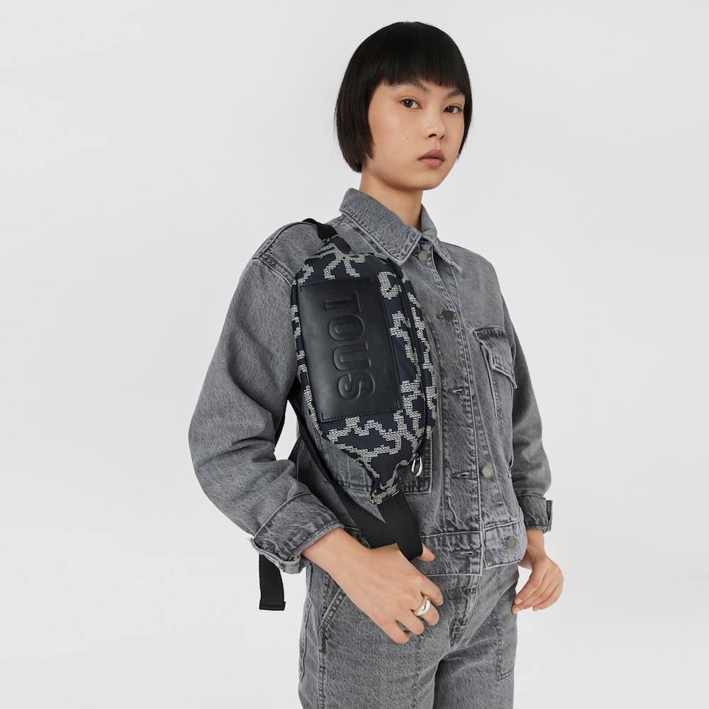 Czarna torebka na pasek Kaos Pix Soft