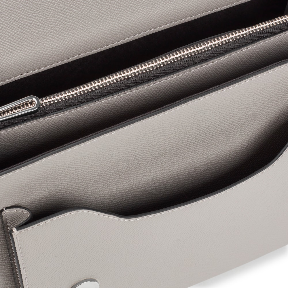 Středně velk&aacute; &scaron;ed&aacute; Crossbody kabelka TOUS La Rue New Audree