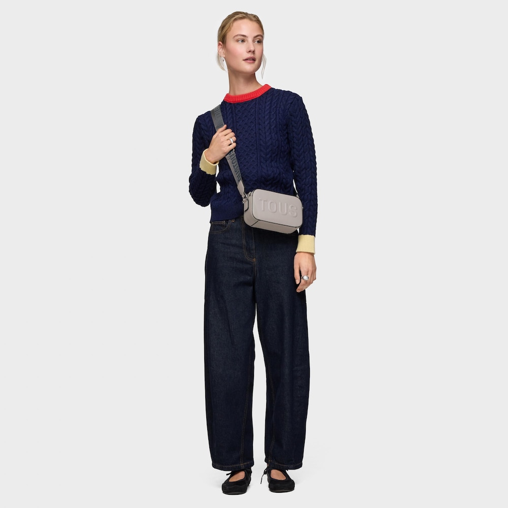 Torebka przez ramię typu reporter TOUS La Rue New w kolorze szarym