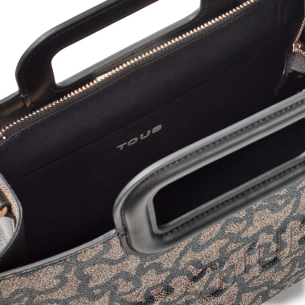 Stredne veľk&aacute; čierna N&aacute;kupn&aacute; ta&scaron;ka Kaos Icon Amaya