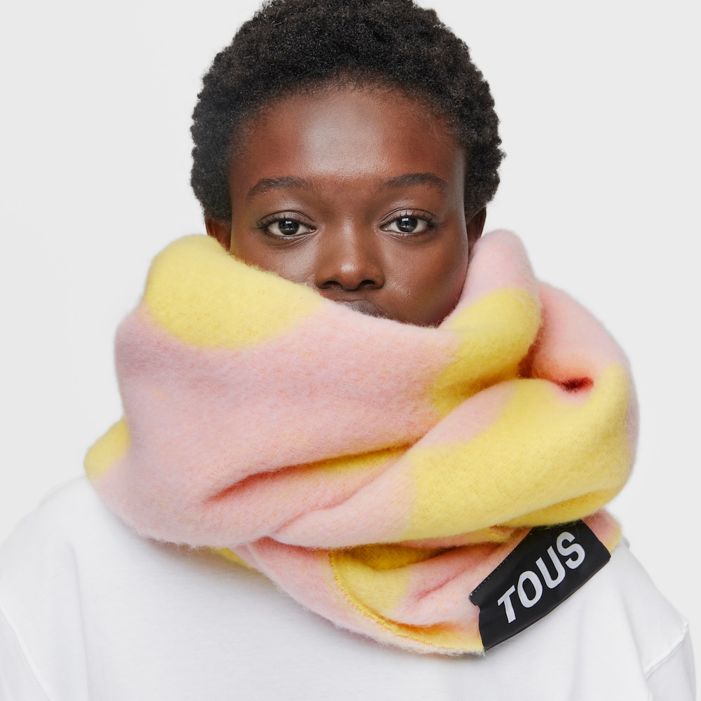 Bufanda rosa TOUS Candy Flowers